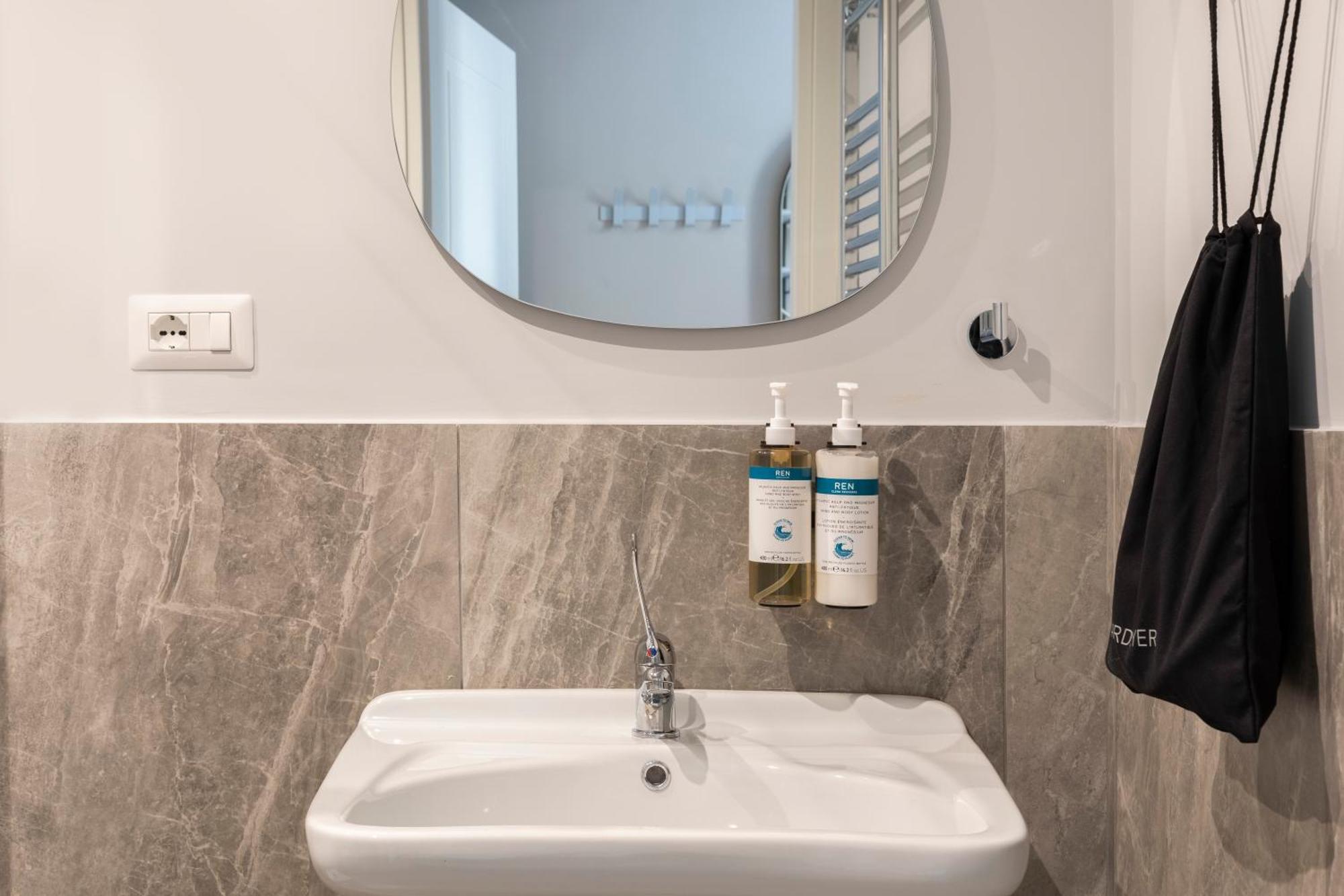 Numa Rome Linea Hotel Exterior photo