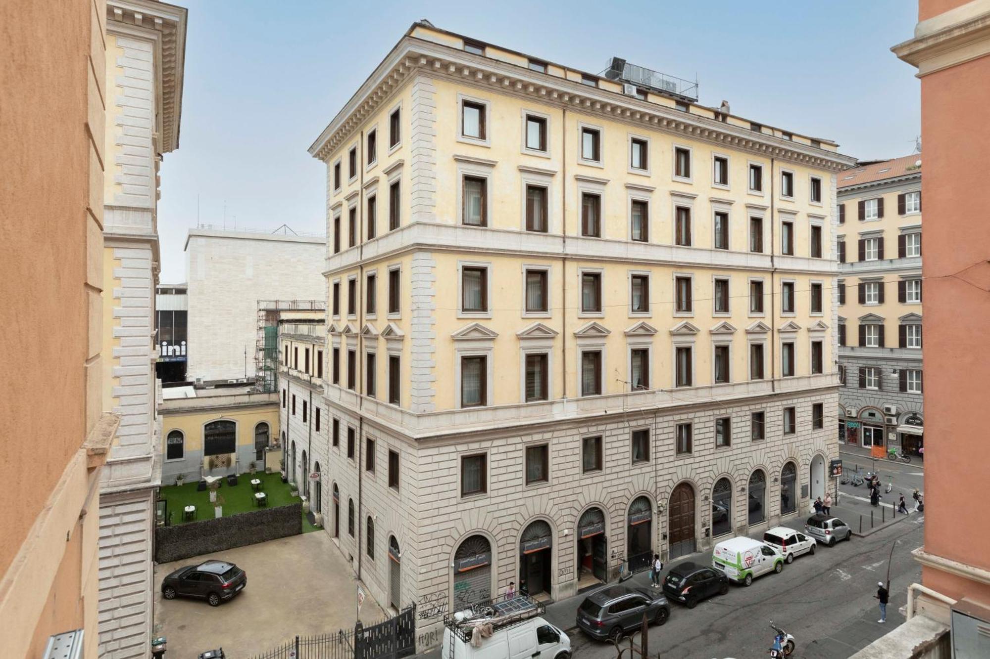 Numa Rome Linea Hotel Exterior photo